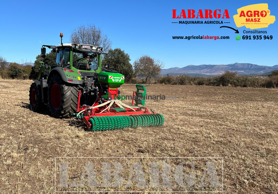 REGENERADORA + SEMBRADORA DE PASTOS AGRO-MASZ