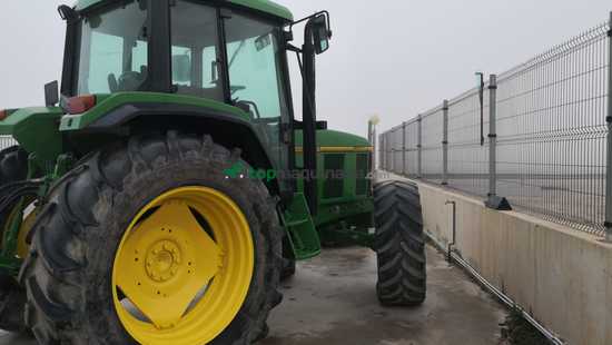 Tractor agrícola - John Deere - 6600