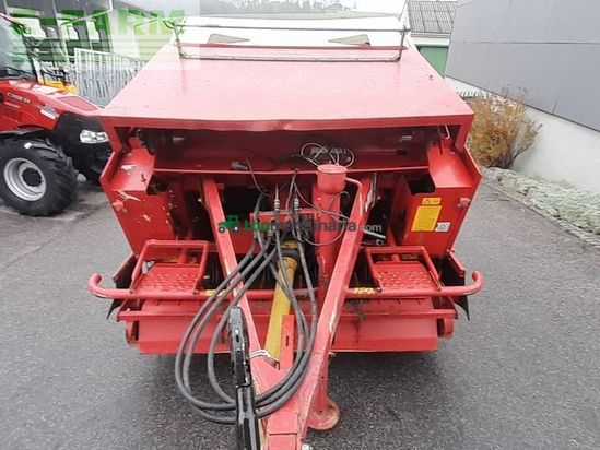 Empacadora gigant - Welger - / lely rp 200 master rundballenpresse