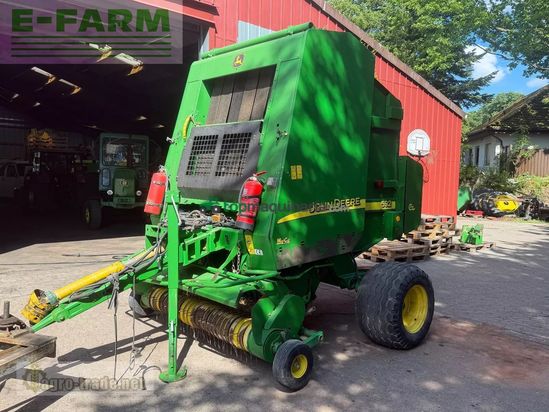 Empacadora gigant - John Deere - 592 hiflow coveredge