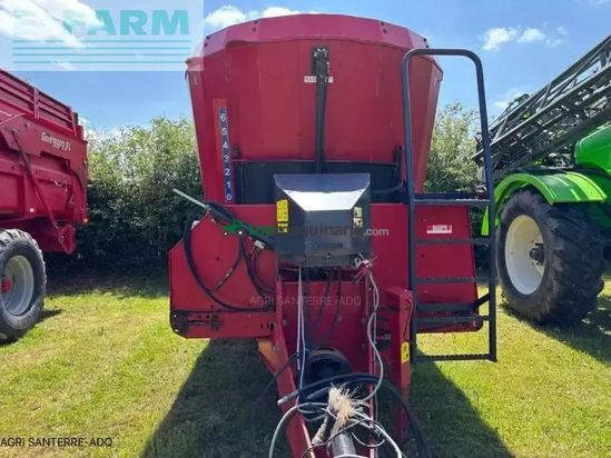 Remolqu esparcidor - JF Stoll - vm 16