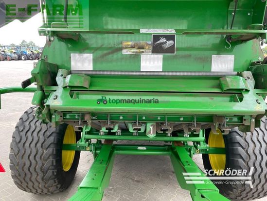 Empacadora gigant - John Deere - v 461 m