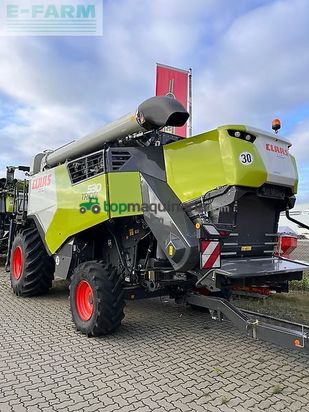 Cosechadora de Cereal - Claas - trion 530 mit vario 620
