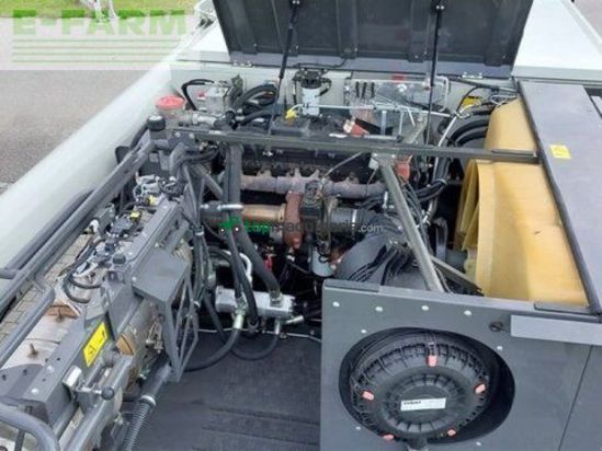 Cosechadora de Cereal - Claas - trion 660 terra trac