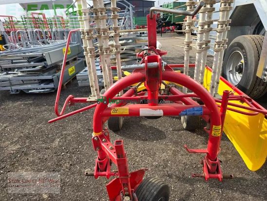 Rastrillo - Pöttinger - top 380 n schwadkreisel