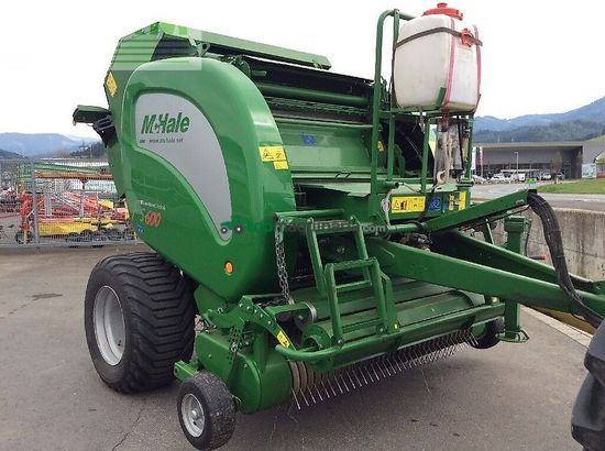 Empacadora gigant - McHale - f 5600 plus