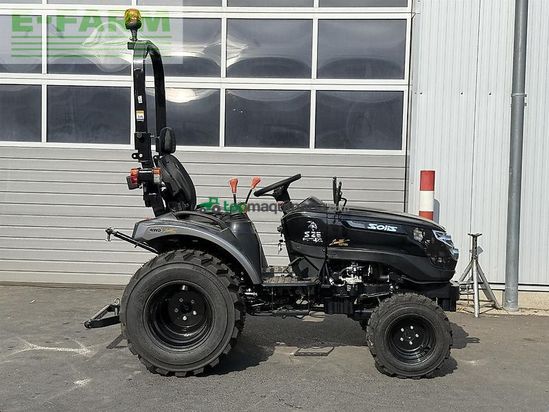 Tractor agrícola - Solis - 26 9+9 rops panther (black)