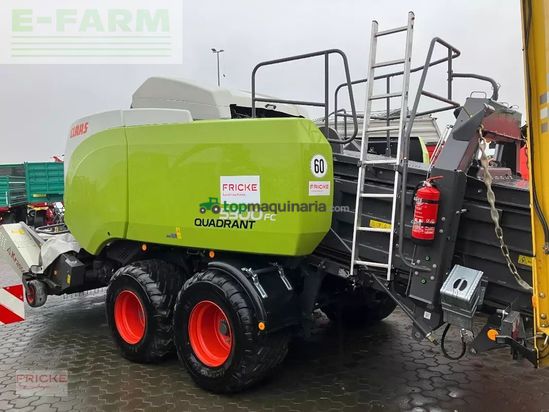 Empacadora gigant - Claas - quadrant 5300 fc + krassort sc 180