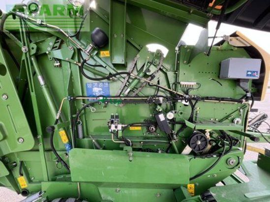 Empacadora gigant - Krone - fortima v 1500 mc