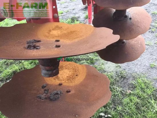 Cultivador - Pöttinger - terradisc 4001t