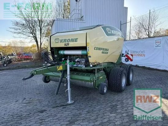 Empacadora gigant - Krone - comprima f125 xc