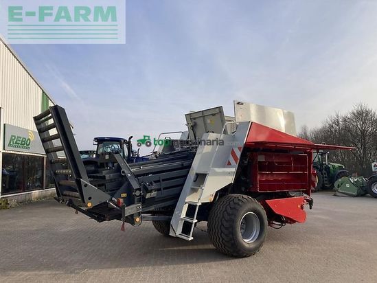 Empacadora gigant - Welger - lely welger d 6060