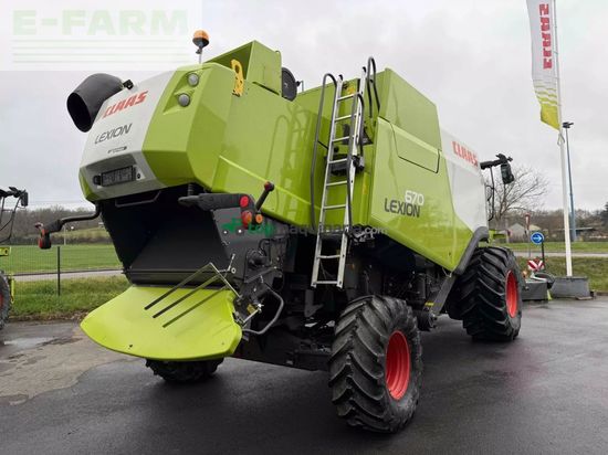 Cosechadora de Cereal - Claas - lexion 670 montana -