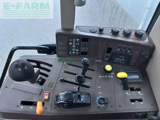 Tractor agrícola - John Deere - 6110