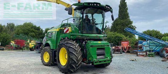 Cosechadora de Cereal - John Deere - 8300