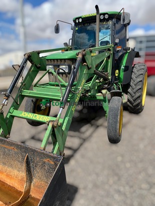 Tractor agrícola John Deere 5515 HC CON PALA