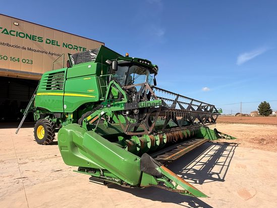 Cosechadora de Cereal - John Deere - T560i  HILLMASTER