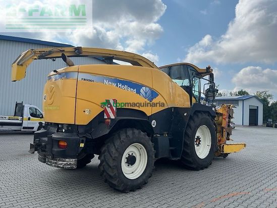 Cosechadora de Cereal - New Holland - fr 9060