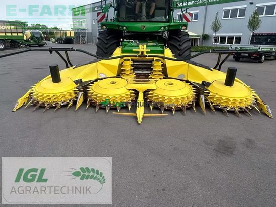 Cosechadora de Cereal - John Deere - 8200 i