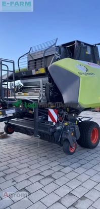 Empacadora gigant - Claas - variant 585 rc pro