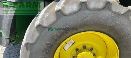 Cosechadora de Cereal - John Deere - 8300