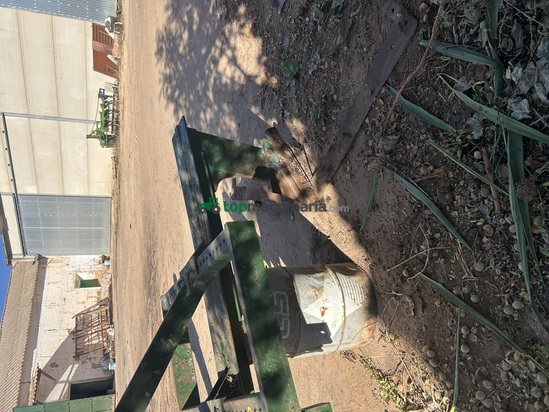 Cuchilla para arar parras