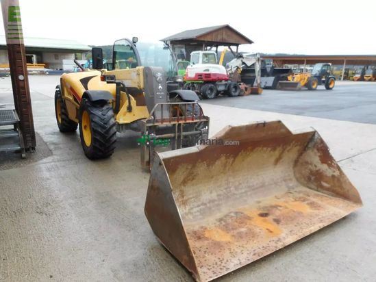 Telescopica - New Holland - lm732 mit schaufel und gabel