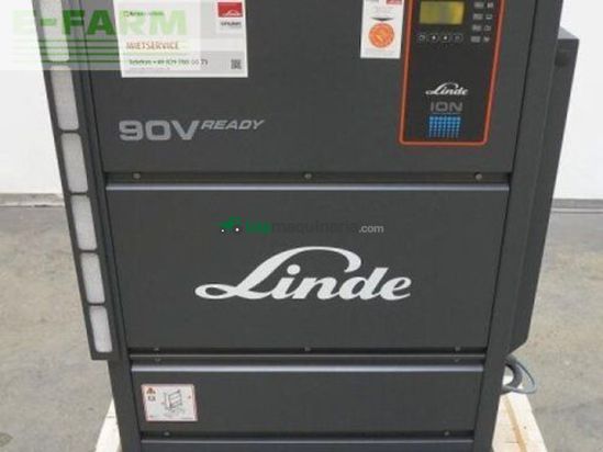 Elevadora - Linde - xi 20 p 1251-01