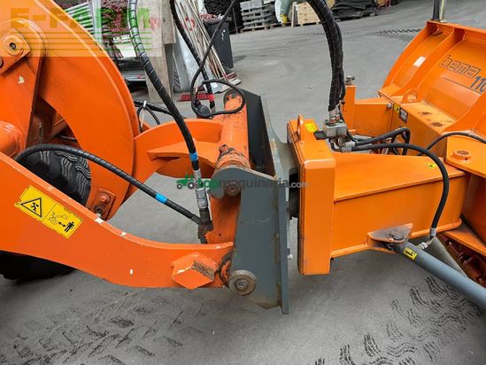 Minicargadora - Hitachi - zw 75