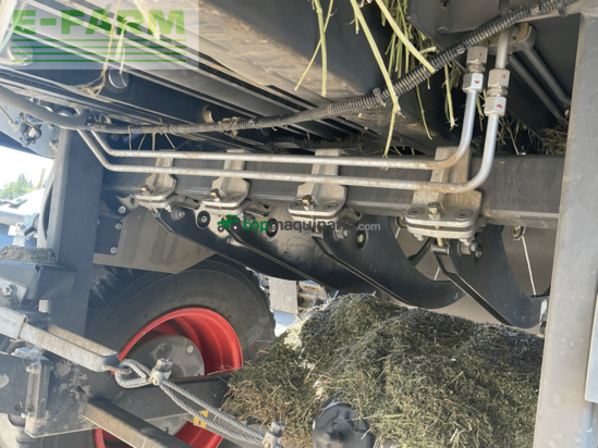 Empacadora gigant - Claas - quadrant 4000