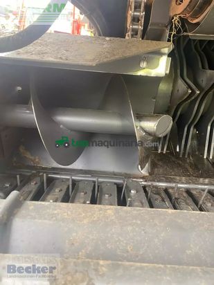 Empacadora gigant - Claas - variant 365 rc