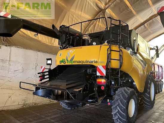 Cosechadora de Cereal - New Holland - cr 9.80