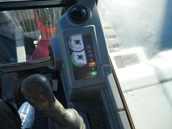 Excavadora - Takeuchi TB 250