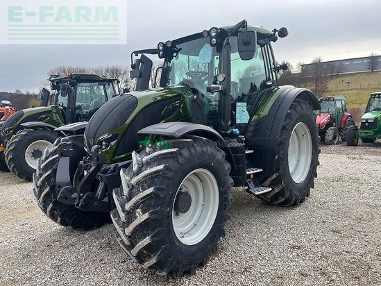 Tractor agrícola - Valtra - n155 a mit rüfa