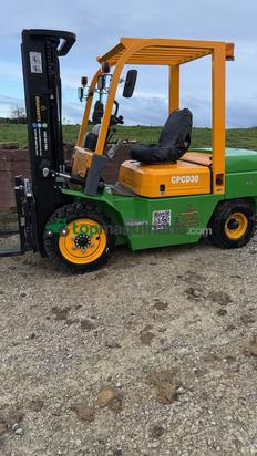 CARRETILLA ELEVADORA DIÉSEL DE EXTERIOR 3,5 Tn – NUEVA