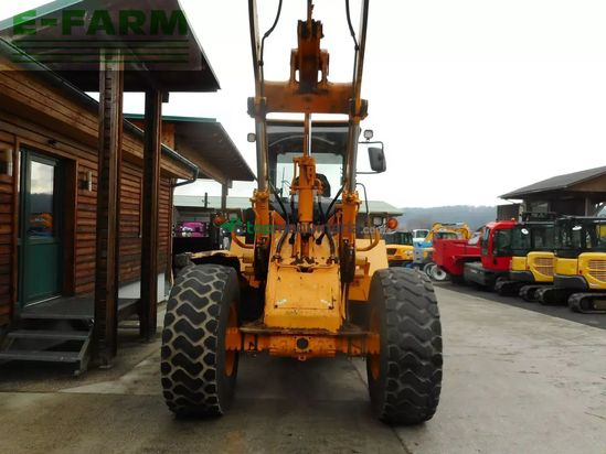 Minicargadora - Hyundai - hl740-7 mit hochkippschaufel u. volvo sw