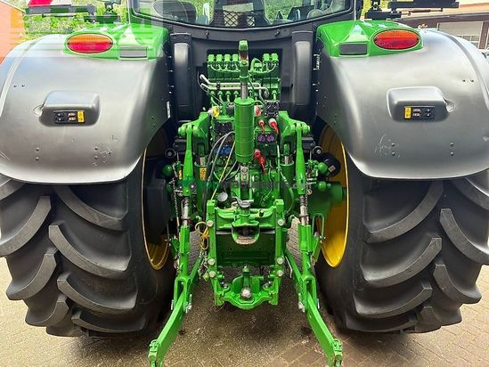 Tractor agrícola - John Deere - 6r215