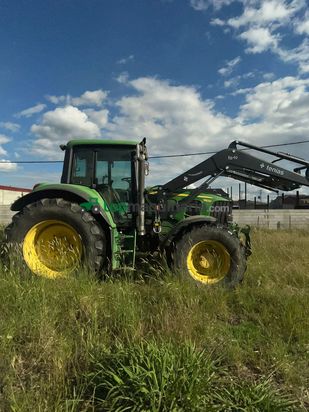 Tractor agrícola - John Deere - 6830 CON PALA TENIAS NUEVA