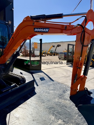 Excavadora Doosan DX35 Z