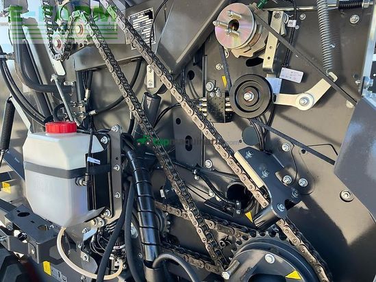 Empacadora gigant - Claas - variant 580 rc pro, 39 bh, neuwertig