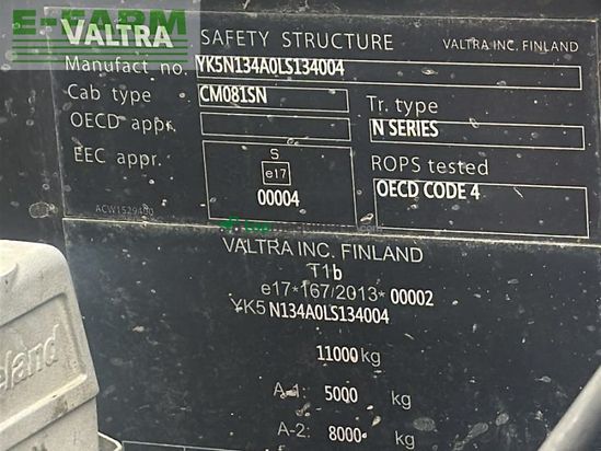Tractor agrícola - Valtra - n 134 a mit rüfa