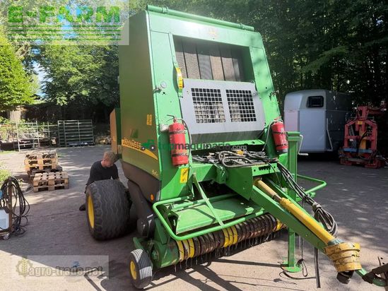 Empacadora gigant - John Deere - 592 hiflow coveredge