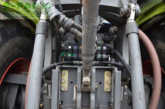 Tractor agrícola - Claas - xerion 4200 saddle trac bauer