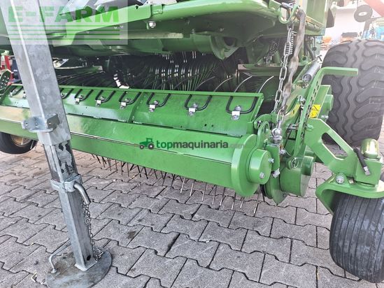 Empacadora gigant - Krone - comprima v 150 xc plus 17 messer