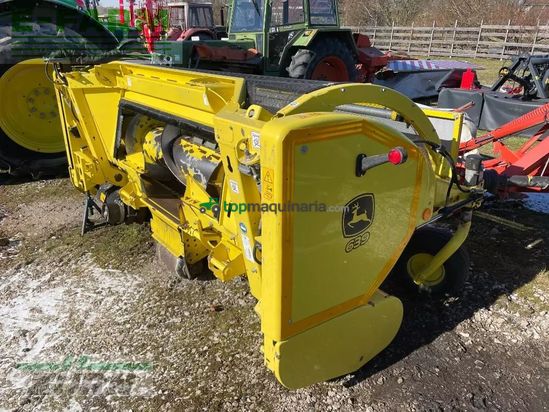 Cosechadora de Cereal - John Deere - 8300