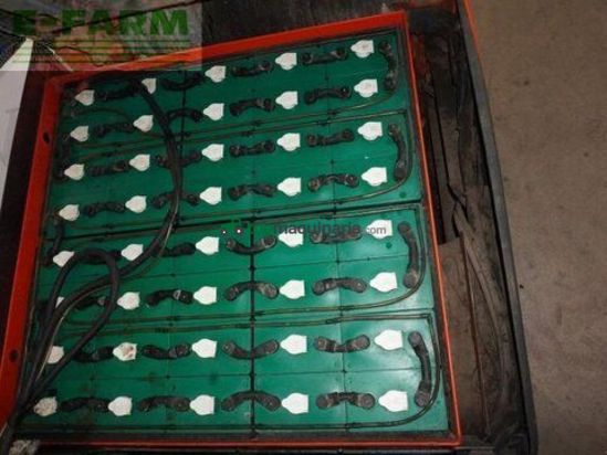 Elevadora - Linde - e 40/600 hl 388