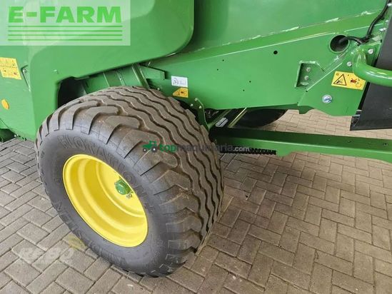 Empacadora gigant - John Deere - v462m