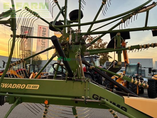 Henificador - Krone - swadro ts 680