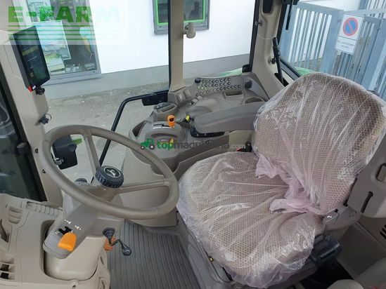 Tractor agrícola - John Deere - 6m 125 ivt *aktion*