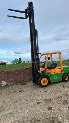 CARRETILLA ELEVADORA DIÉSEL DE EXTERIOR 3,5 Tn – NUEVA